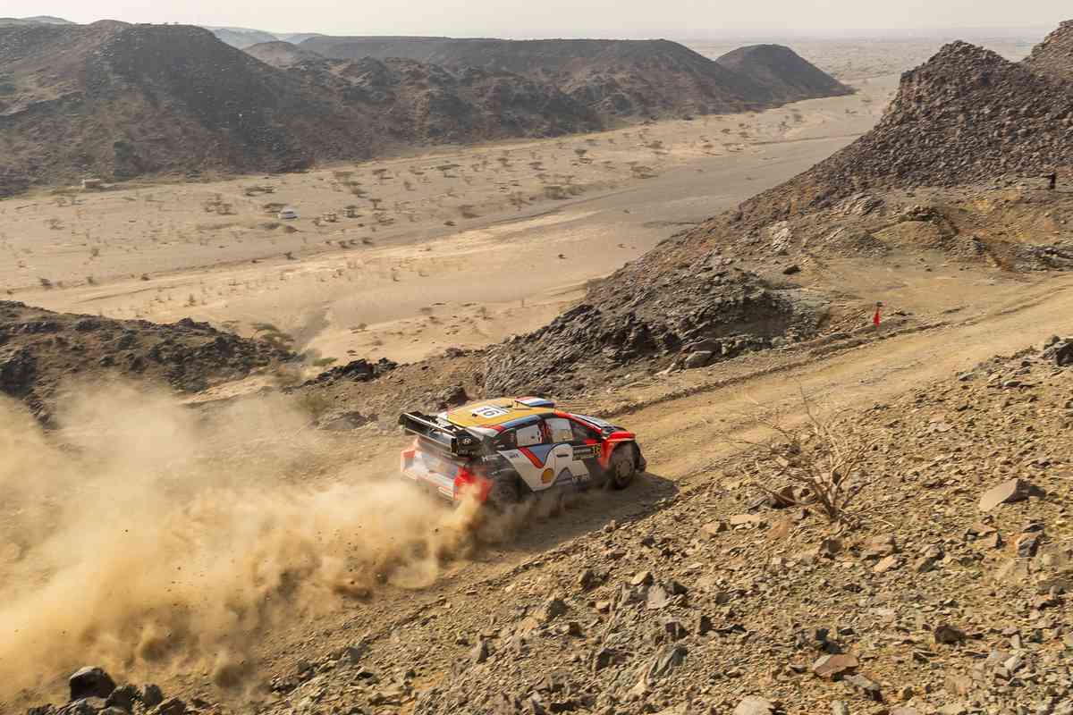 Diretta WRC - Saudi Arabia Rally 2025 4 Fourmaux