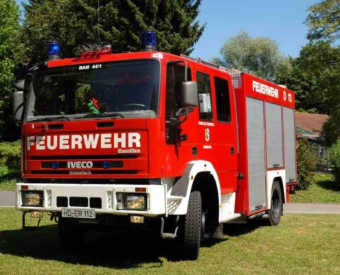Germania, un'auto da rally provoca un incendio 8 Vigili del Fuoco tedeschi